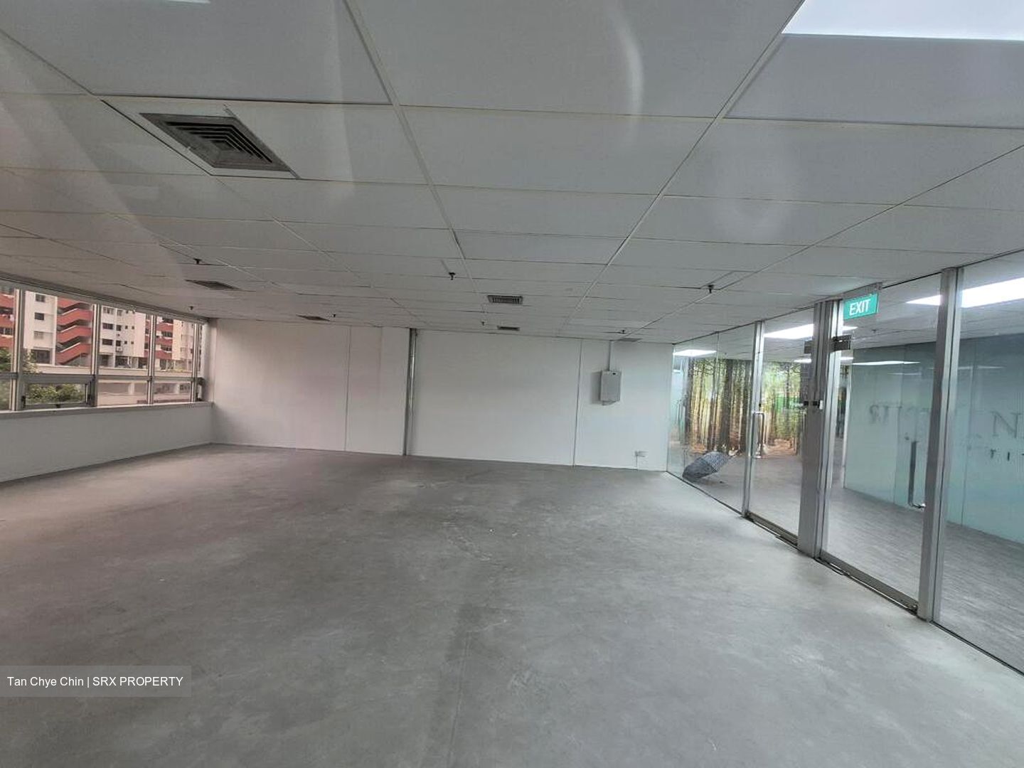 North Bridge Centre (D7), Office #492674231